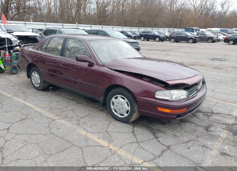 1993 TOYOTA CAMRY LE VIN: 4T1SK12E4PU283700
