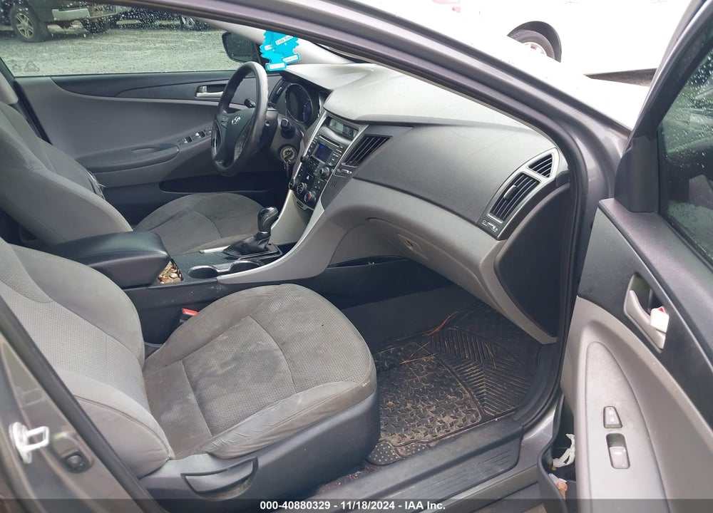 2014 HYUNDAI SONATA GLS VIN: 5NPEB4AC5EH888058