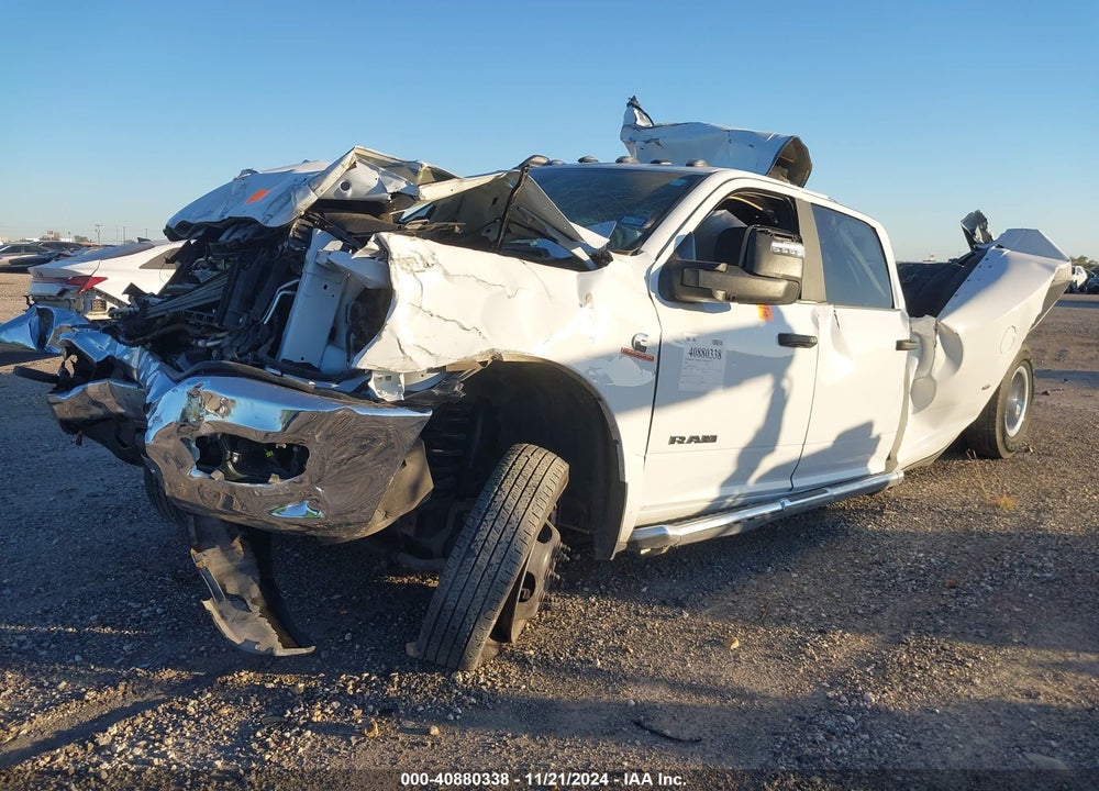 2024 RAM 3500 BIG HORN  4X4 8' BOX VIN: 3C63RRHL1RG241264