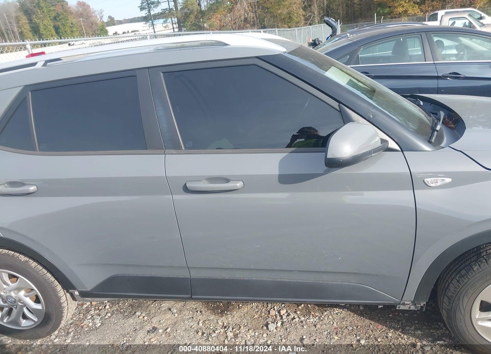 2020 HYUNDAI VENUE SEL VIN: KMHRC8A35LU031310