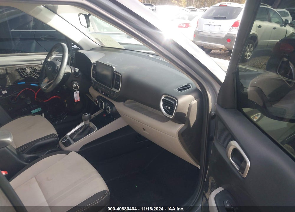 2020 HYUNDAI VENUE SEL VIN: KMHRC8A35LU031310