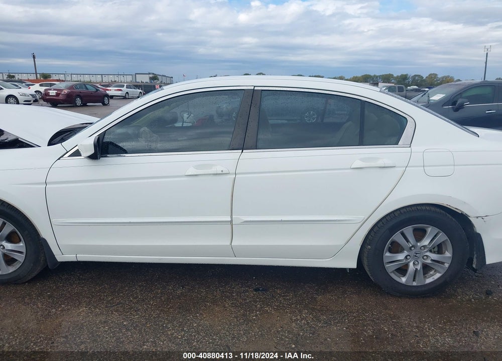 2011 HONDA ACCORD 2.4 LX-P VIN: 1HGCP2F40BA106705