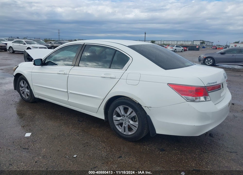 2011 HONDA ACCORD 2.4 LX-P VIN: 1HGCP2F40BA106705