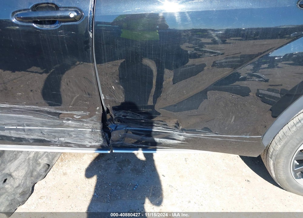 2022 TOYOTA HIGHLANDER VIN: 5TDLZRAH4NS135725