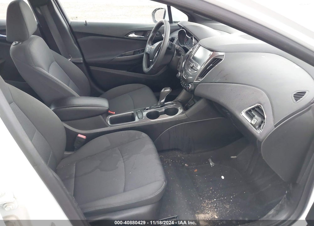 2018 CHEVROLET CRUZE LT AUTO VIN: 1G1BE5SM4J7189681