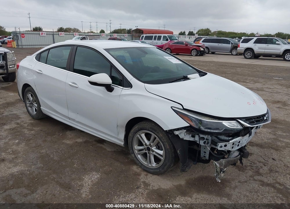 2018 CHEVROLET CRUZE LT AUTO VIN: 1G1BE5SM4J7189681