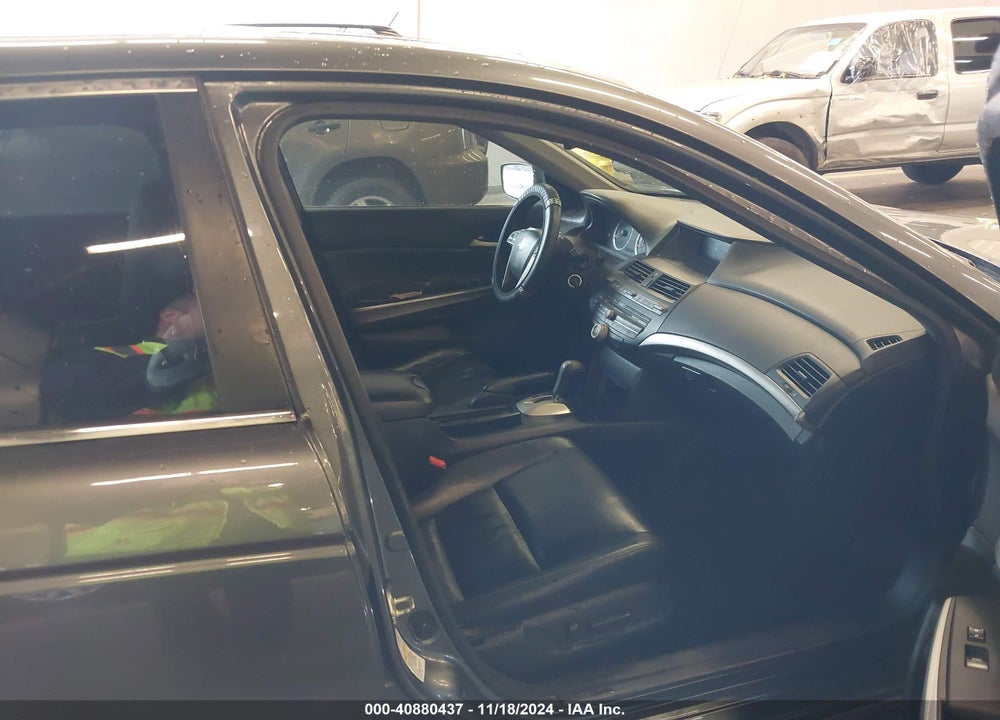 2010 HONDA ACCORD 3.5 EX-L VIN: 1HGCP3F89AA800204
