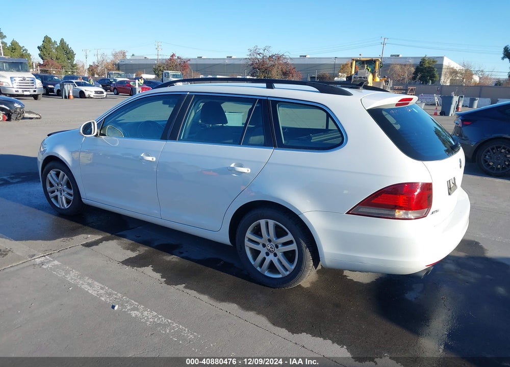 2014 VOLKSWAGEN JETTA SPORTWAGEN 2.0L TDI VIN: 3VWPL7AJXEM626758