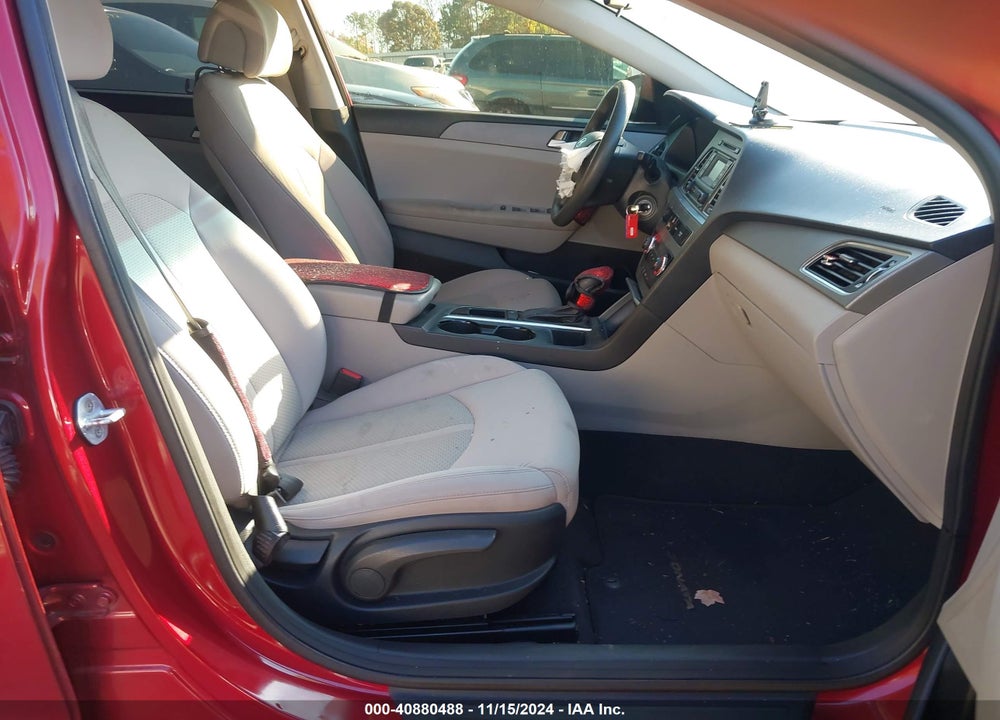 2015 HYUNDAI SONATA SE VIN: 5NPE24AF4FH006356