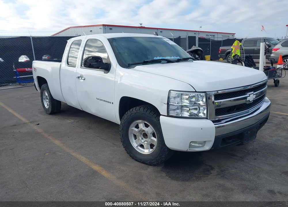 2007 CHEVROLET SILVERADO 1500 LT1 VIN: 2GCEK19JX71575481