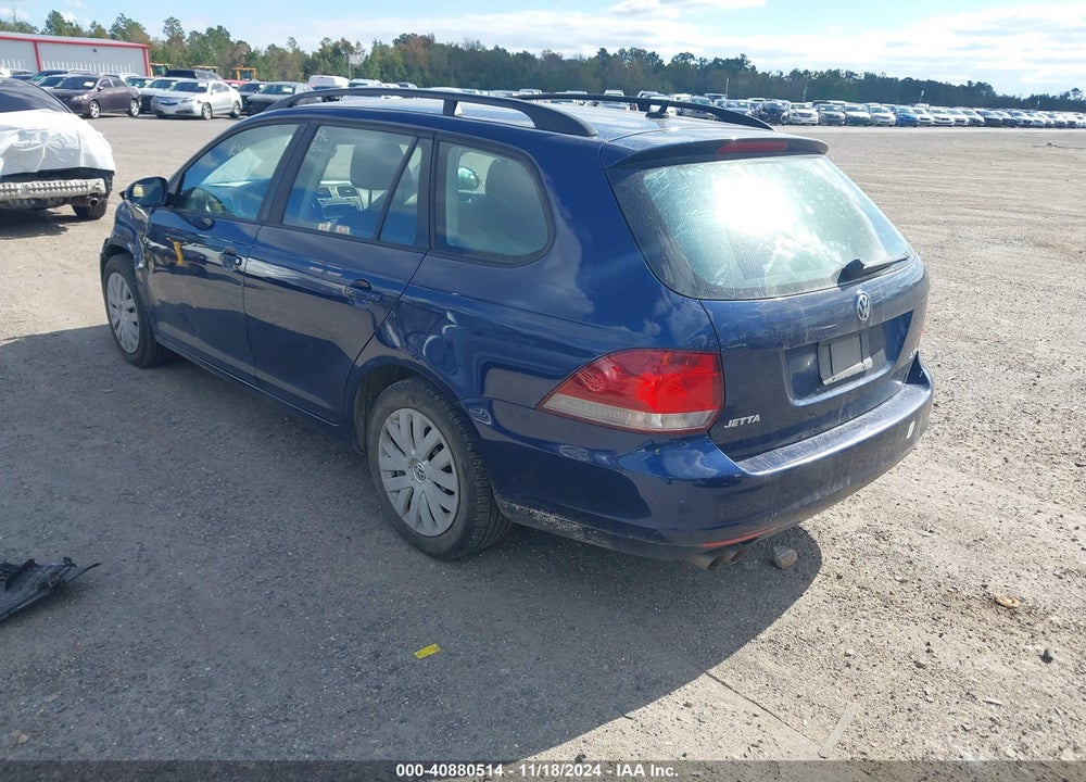 2014 VOLKSWAGEN JETTA SPORTWAGEN 2.5L S VIN: 3VWPP7AJ1EM602482