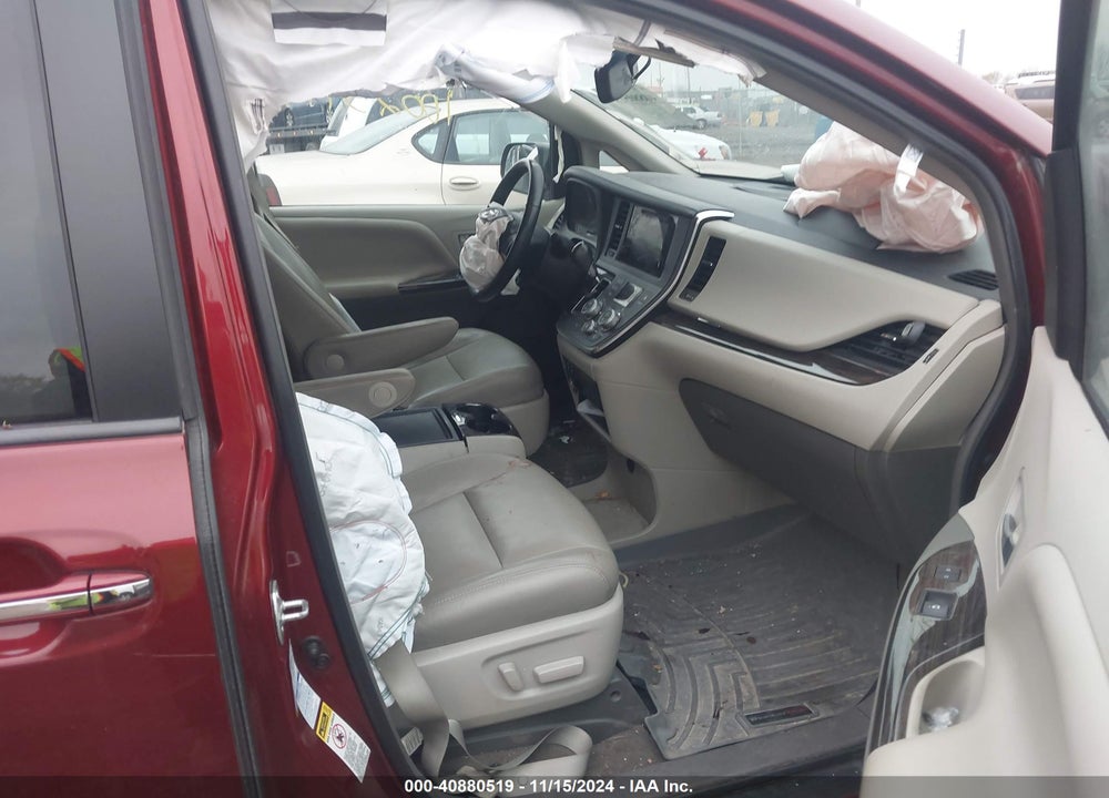 2015 TOYOTA SIENNA XLE LIMITED VIN: 5TDDK3DC1FS101961