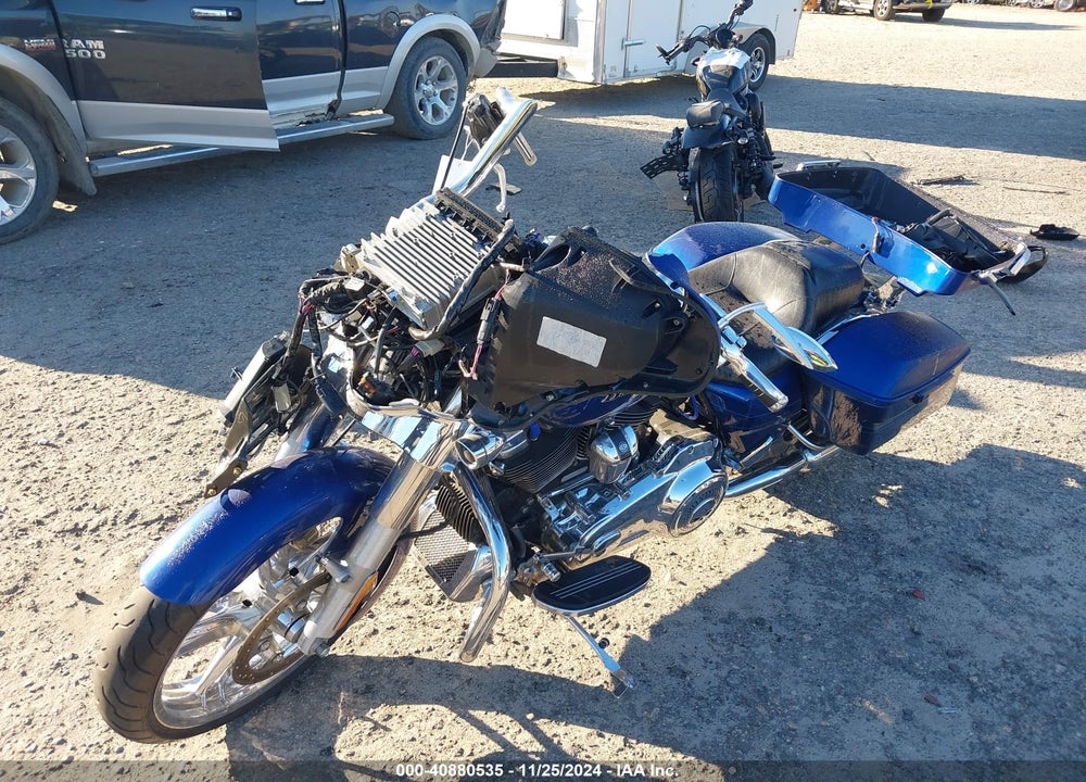 2017 HARLEY-DAVIDSON FLHXS STREET GLIDE SPECIAL VIN: 1HD1KRC18HB670675