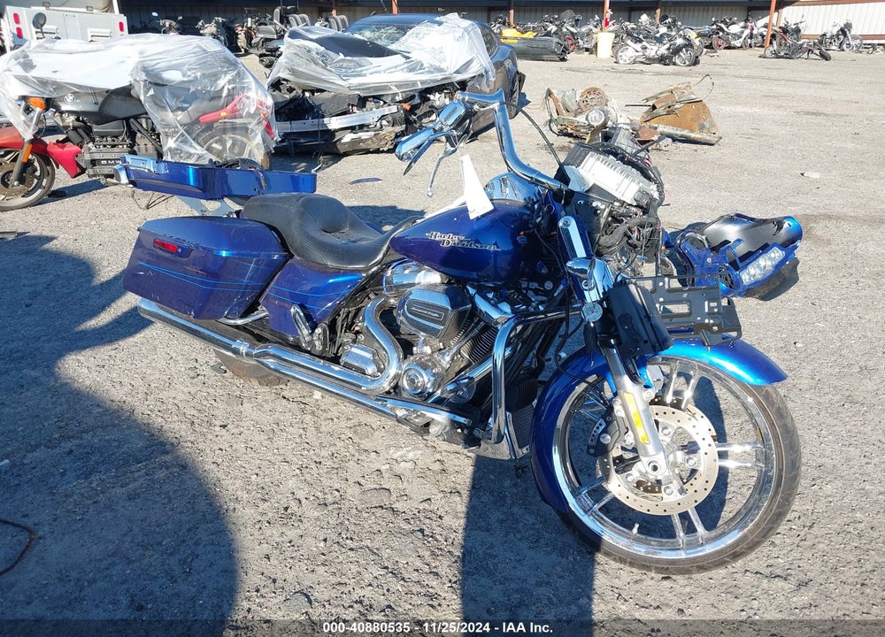 2017 HARLEY-DAVIDSON FLHXS STREET GLIDE SPECIAL VIN: 1HD1KRC18HB670675