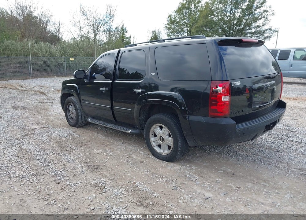 2007 CHEVROLET TAHOE LT VIN: 1GNFK13007R349372
