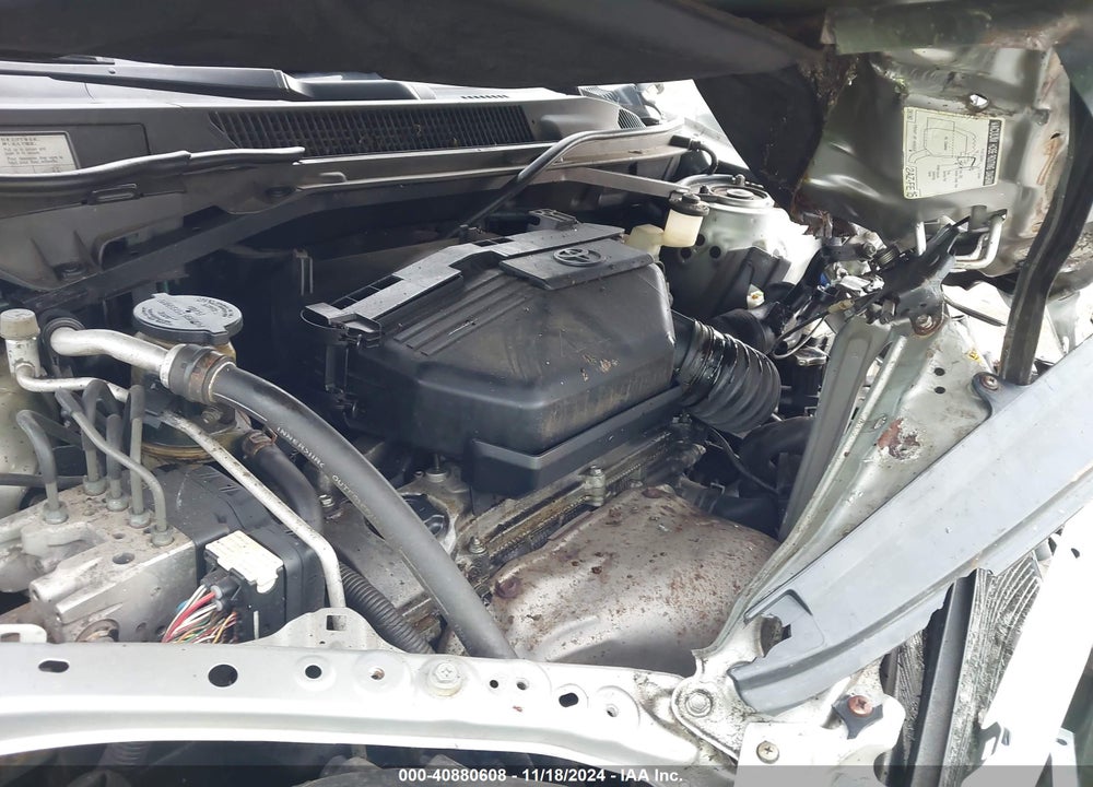 2005 TOYOTA RAV4 VIN: JTEHD20V256025304