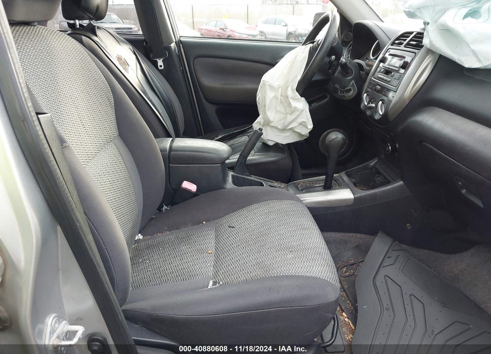 2005 TOYOTA RAV4 VIN: JTEHD20V256025304