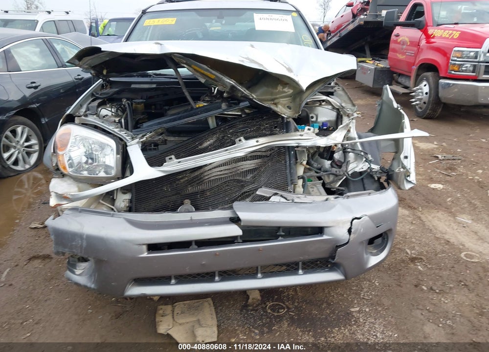 2005 TOYOTA RAV4 VIN: JTEHD20V256025304