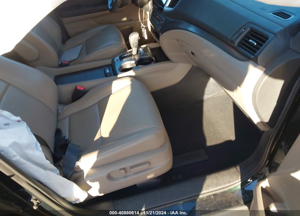 2018 HONDA PILOT EX-L VIN: 5FNYF6H56JB055642