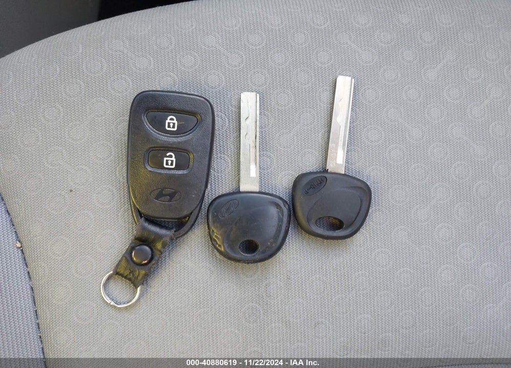 2014 HYUNDAI ACCENT SE VIN: KMHCU5AE8EU155741