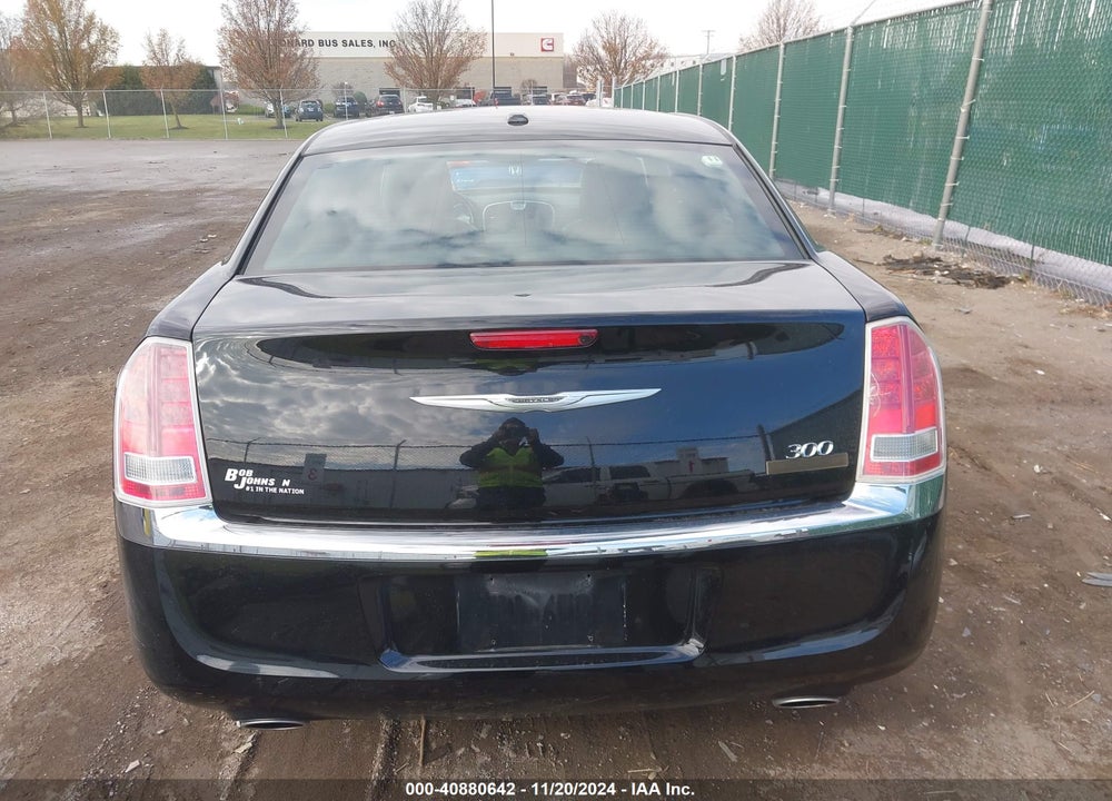 2014 CHRYSLER 300 VIN: 2C3CCAAG5EH190178
