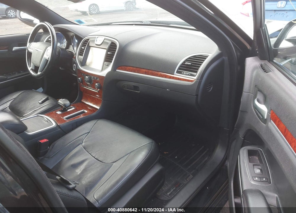 2014 CHRYSLER 300 VIN: 2C3CCAAG5EH190178