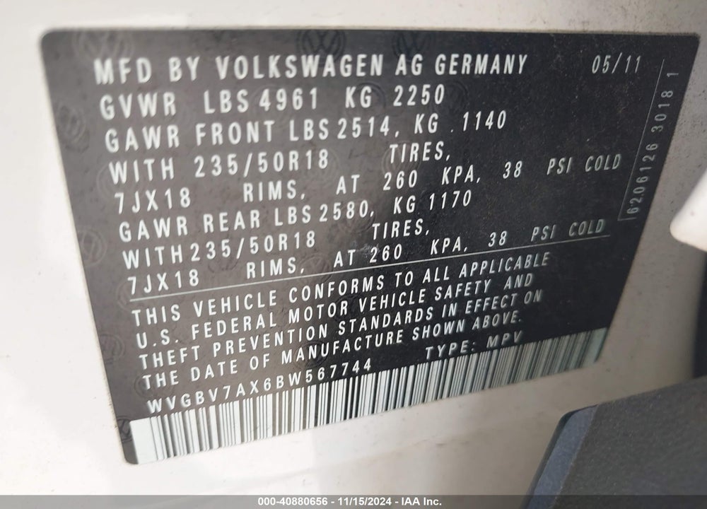 2011 VOLKSWAGEN TIGUAN SE VIN: WVGBV7AX6BW567744