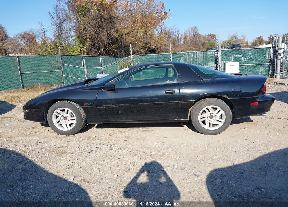 1994 CHEVROLET CAMARO Z28 VIN: 2G1FP22P4R2205160