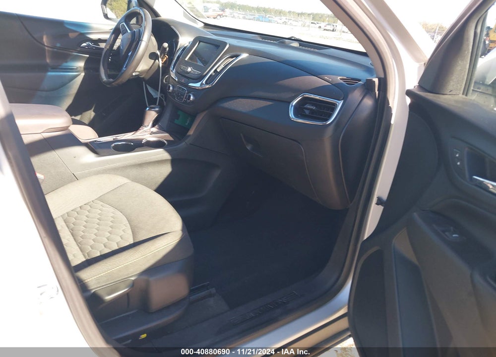2019 CHEVROLET EQUINOX LT VIN: 2GNAXKEV2K6291716