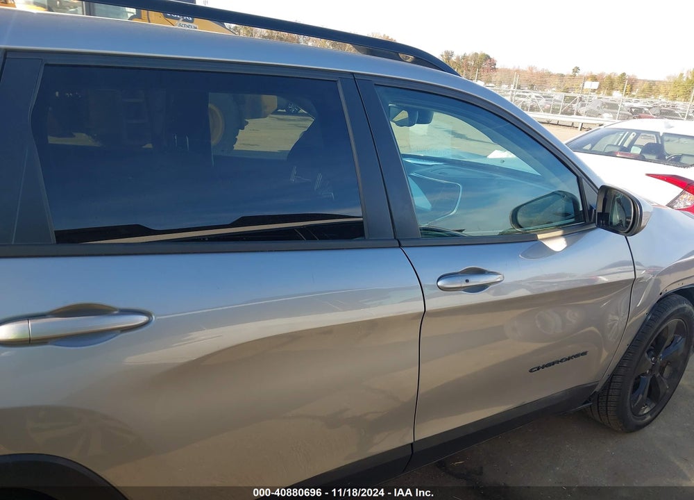 2016 JEEP CHEROKEE ALTITUDE VIN: 1C4PJLCB6GW137512