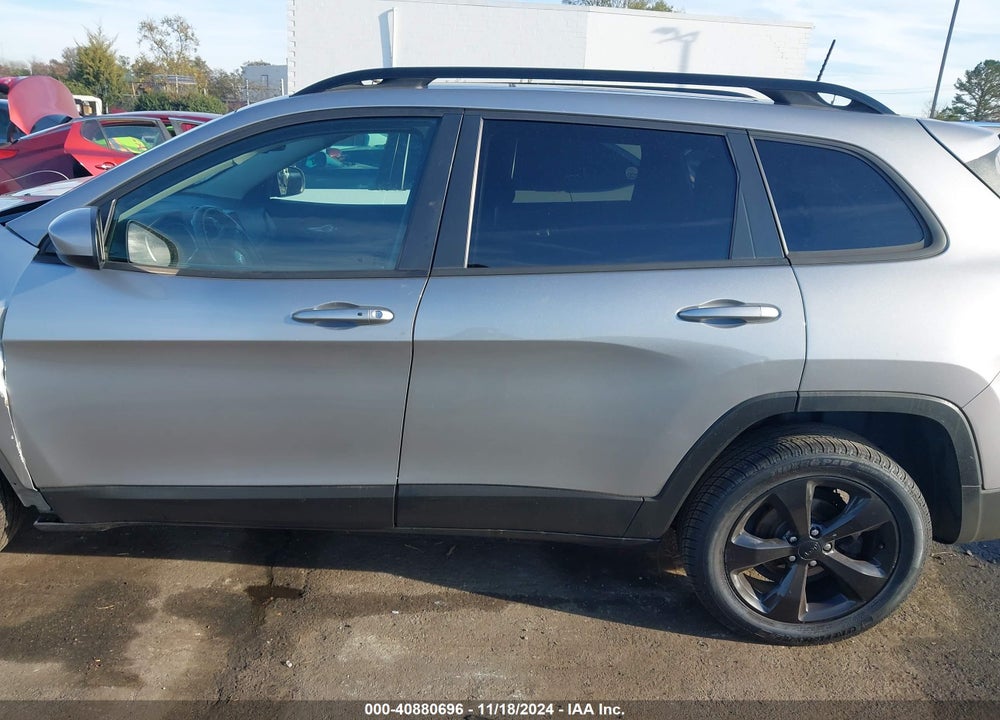 2016 JEEP CHEROKEE ALTITUDE VIN: 1C4PJLCB6GW137512