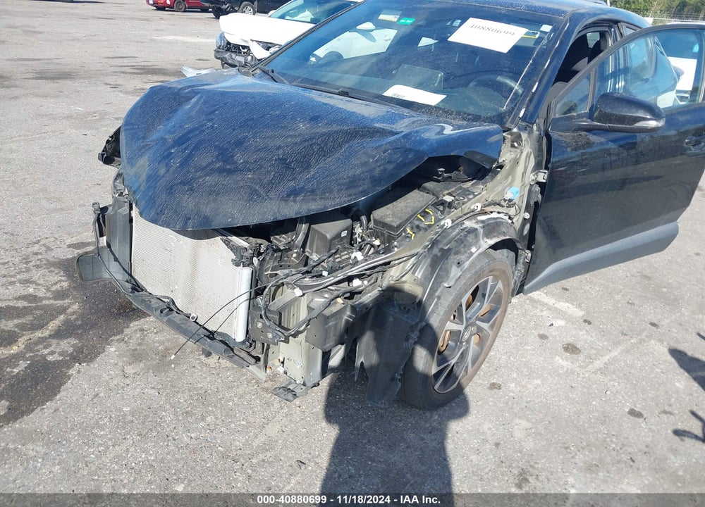 2019 TOYOTA C-HR XLE VIN: NMTKHMBX1KR100013