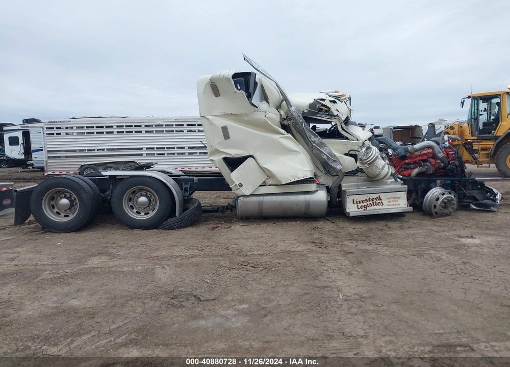 2023 PETERBILT 389 VIN: 1XPXD49XXPD868566