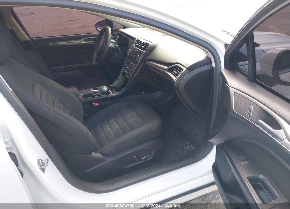 2019 FORD FUSION HYBRID SE VIN: 3FA6P0LU8KR222797