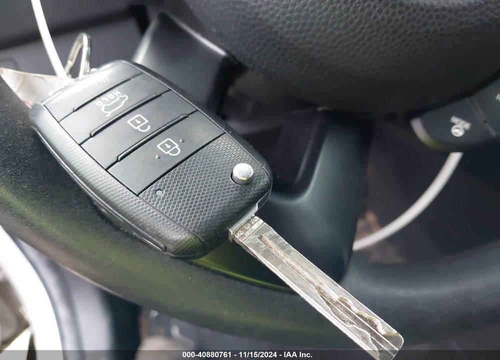 2014 KIA SOUL VIN: KNDJP3A52E7097065