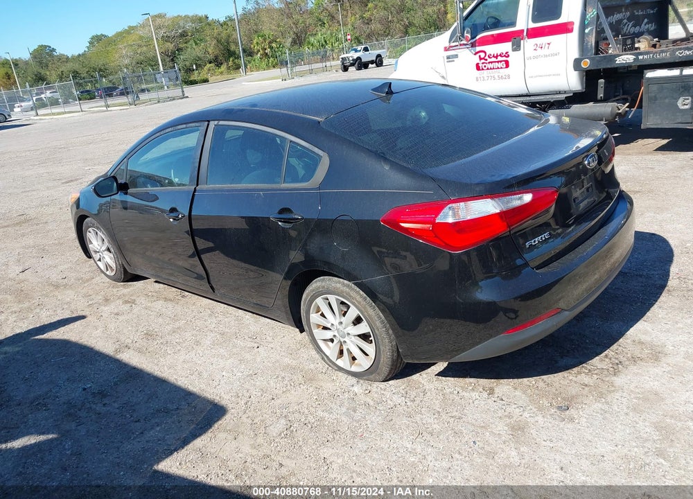 2015 KIA FORTE LX VIN: KNAFX4A68F5428276