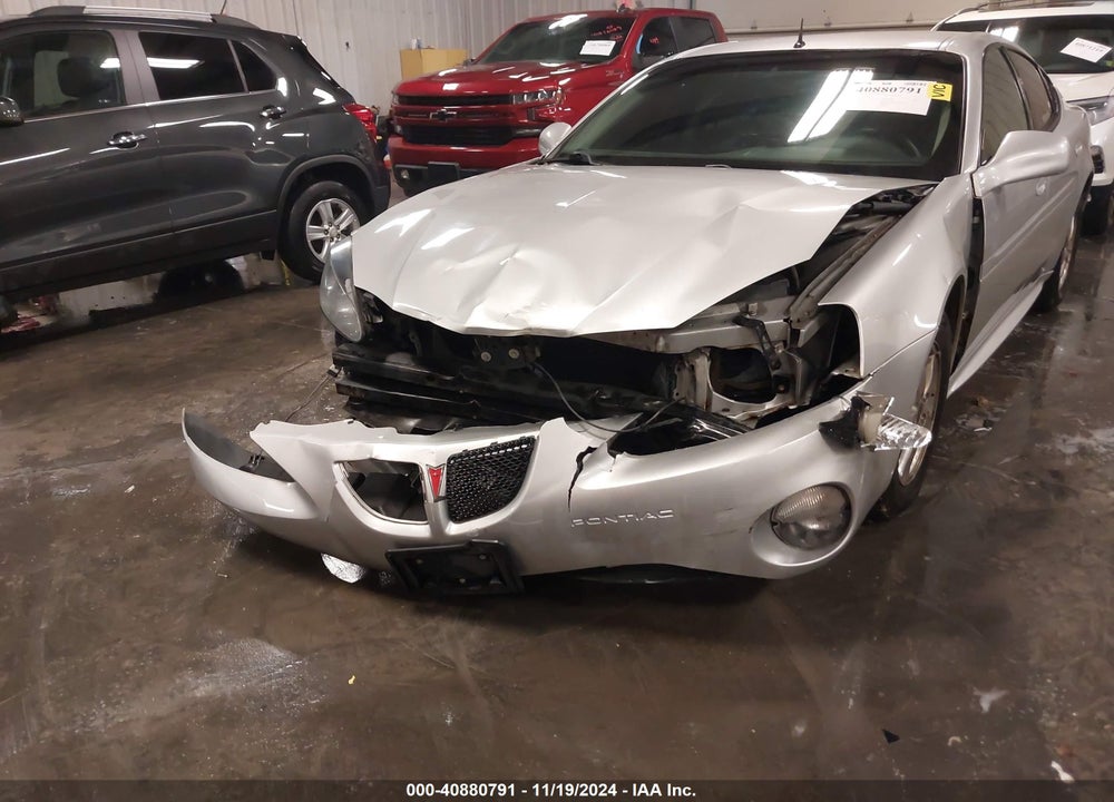 2005 PONTIAC GRAND PRIX VIN: 2G2WP522651350766
