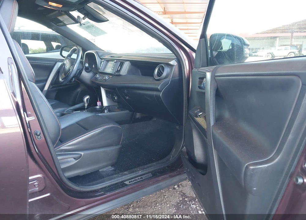 2016 TOYOTA RAV4 SE VIN: 2T3NFREV9GW266930