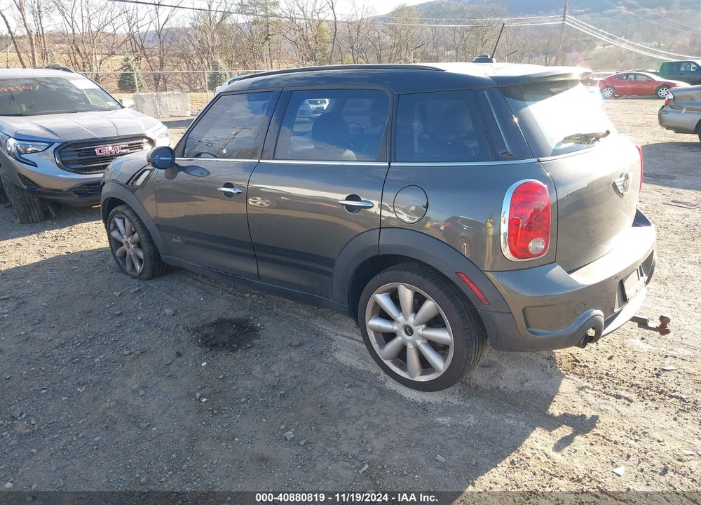 2011 MINI COOPER S COUNTRYMAN VIN: WMWZC5C51BWM10032