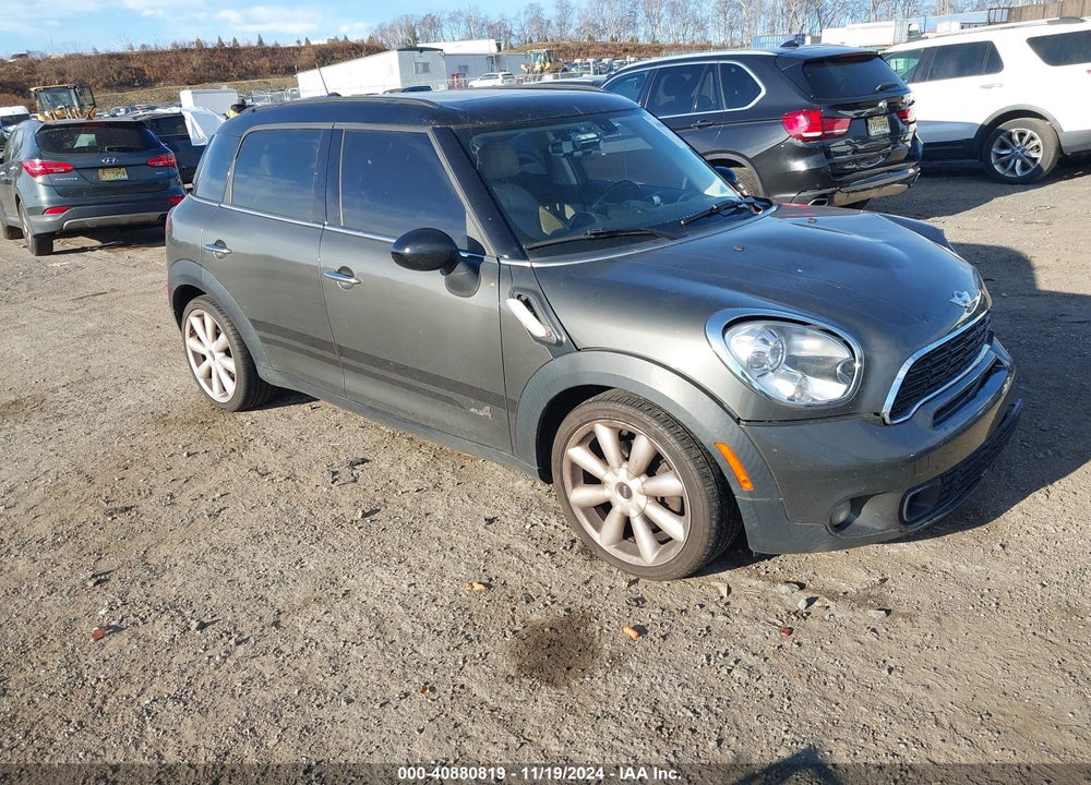2011 MINI COOPER S COUNTRYMAN VIN: WMWZC5C51BWM10032