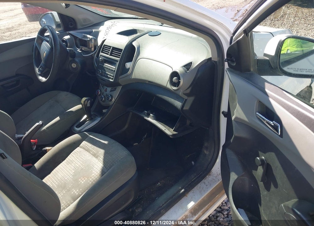2014 CHEVROLET SONIC VIN: 1G1JA6SH3E4175374