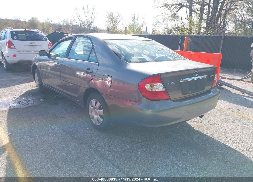 2004 TOYOTA CAMRY LE VIN: 4T1BE32K94U813731