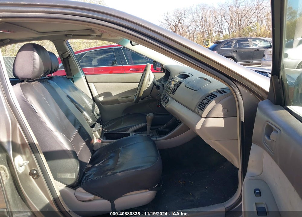 2004 TOYOTA CAMRY LE VIN: 4T1BE32K94U813731
