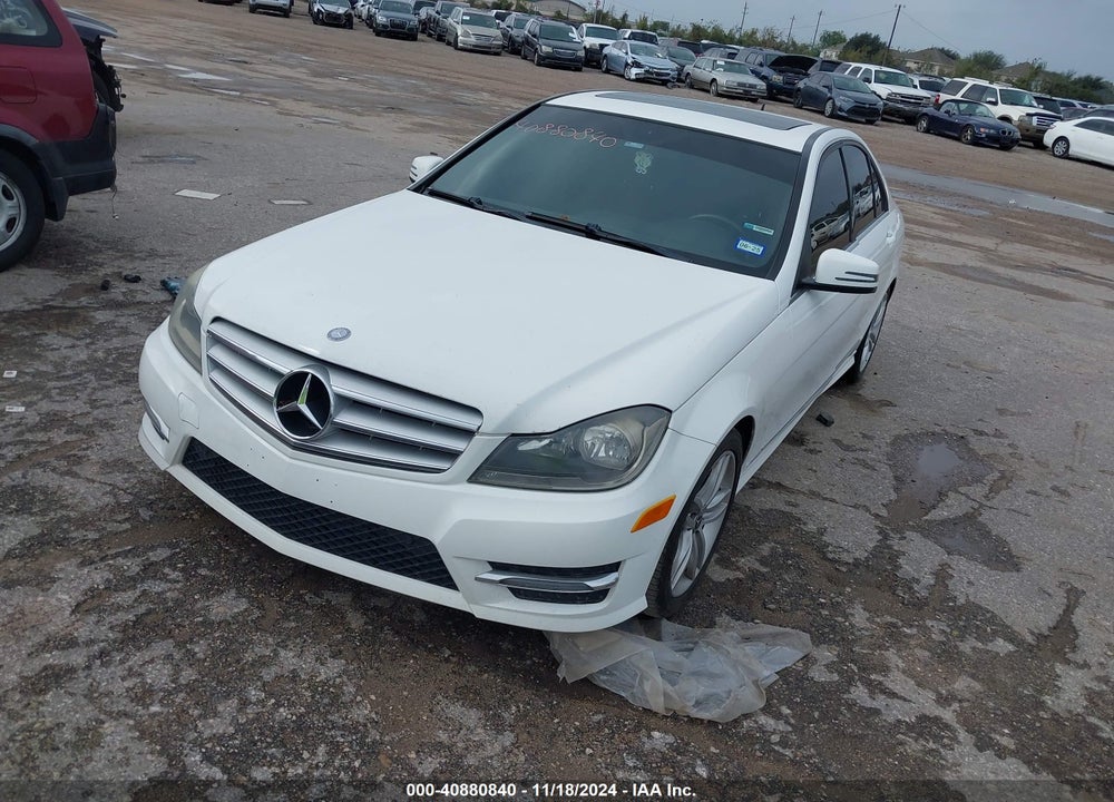 2013 MERCEDES-BENZ C 250 LUXURY/SPORT VIN: WDDGF4HB5DG102004
