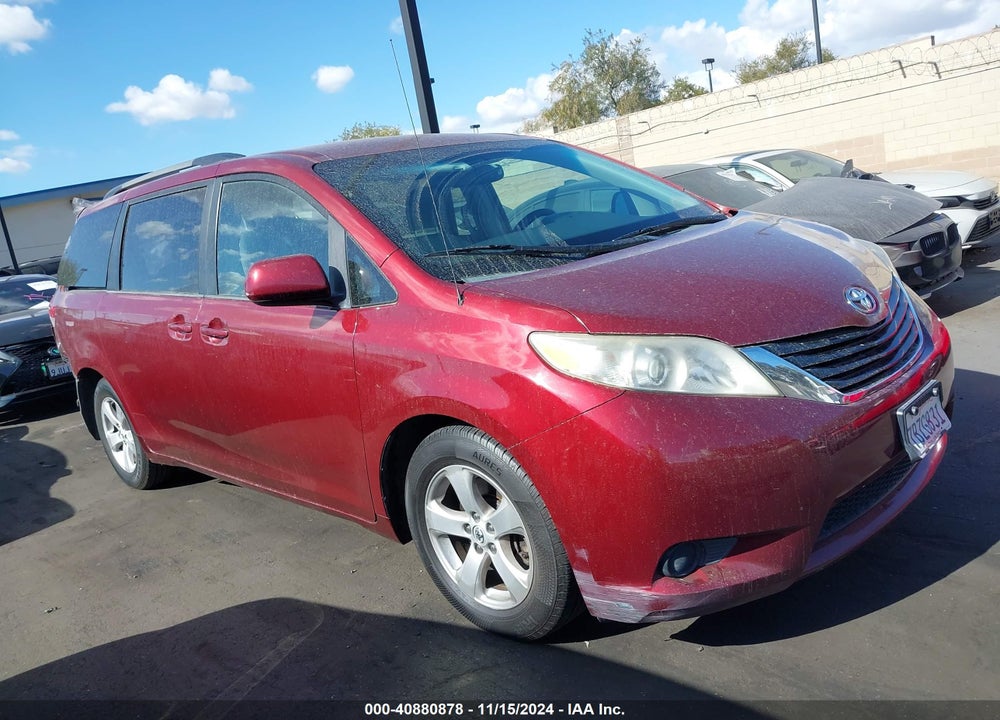 2014 TOYOTA SIENNA LE V6 8 PASSENGER VIN: 5TDKK3DC6ES406362