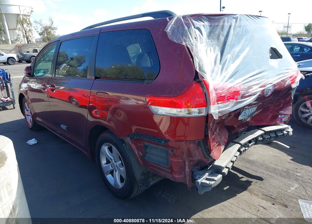 2014 TOYOTA SIENNA LE V6 8 PASSENGER VIN: 5TDKK3DC6ES406362