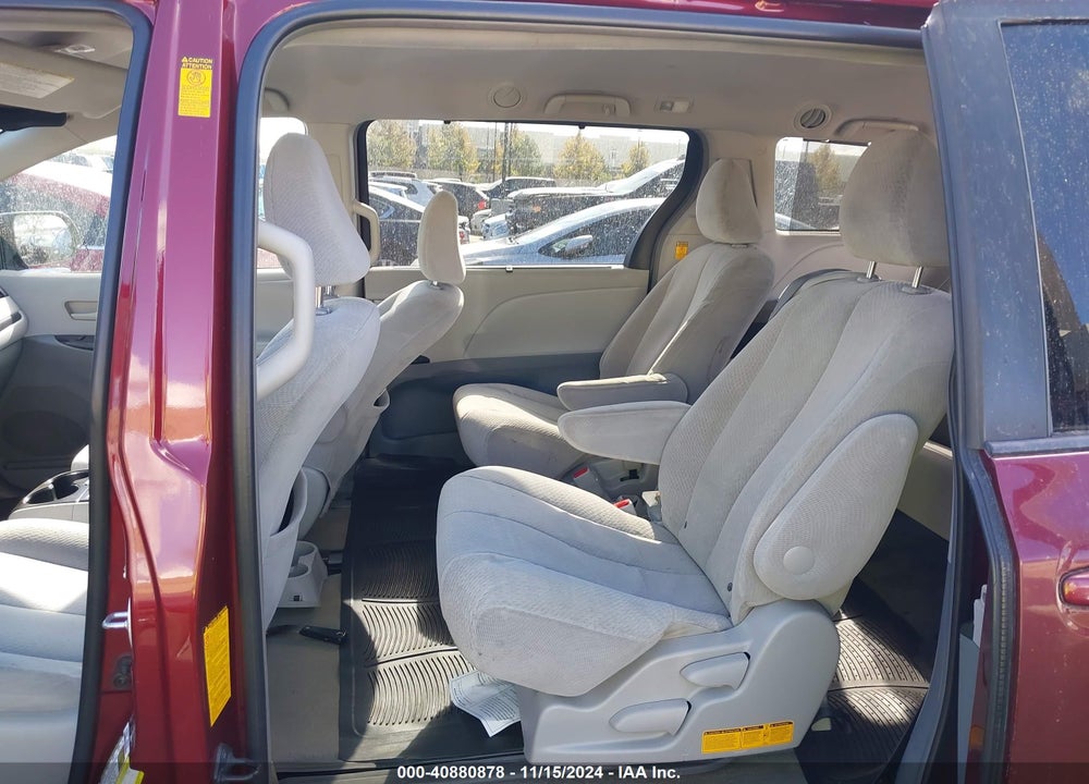 2014 TOYOTA SIENNA LE V6 8 PASSENGER VIN: 5TDKK3DC6ES406362