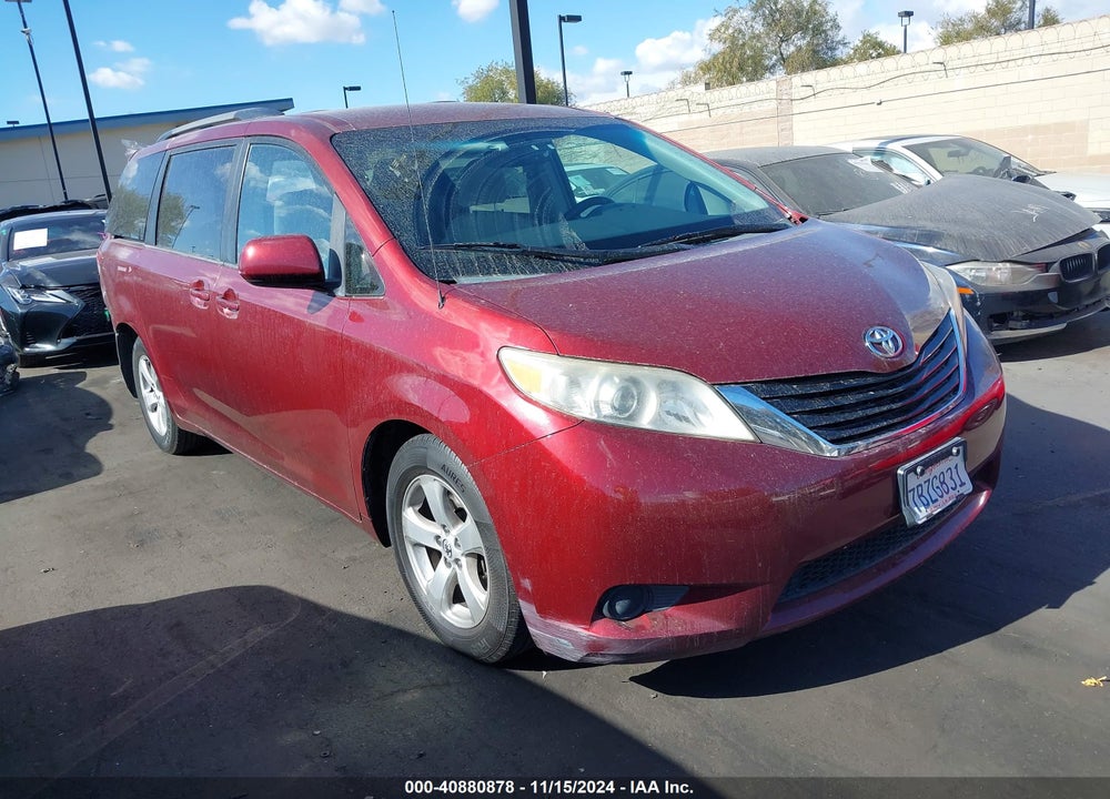 2014 TOYOTA SIENNA LE V6 8 PASSENGER VIN: 5TDKK3DC6ES406362