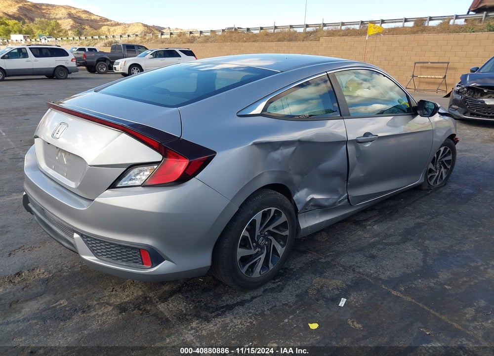 2018 HONDA CIVIC LX VIN: 2HGFC4B52JH302616