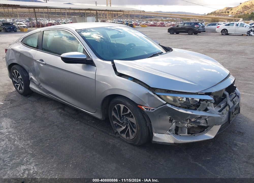 2018 HONDA CIVIC LX VIN: 2HGFC4B52JH302616